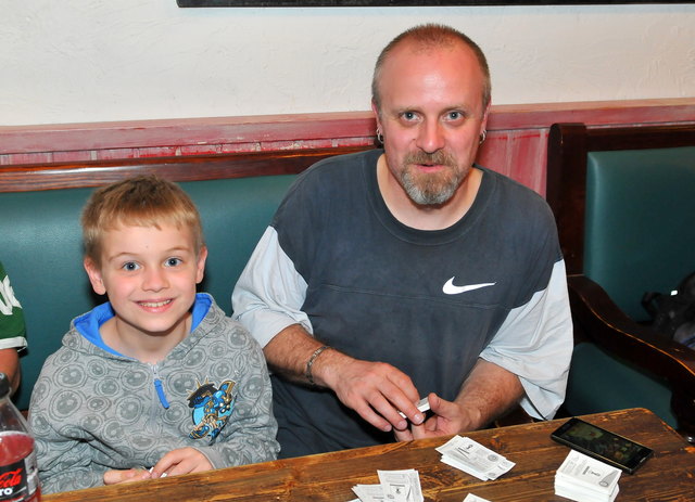 Bald fertig mit dem Album: Andreas Martincsevics und Sohn Matthias (8).