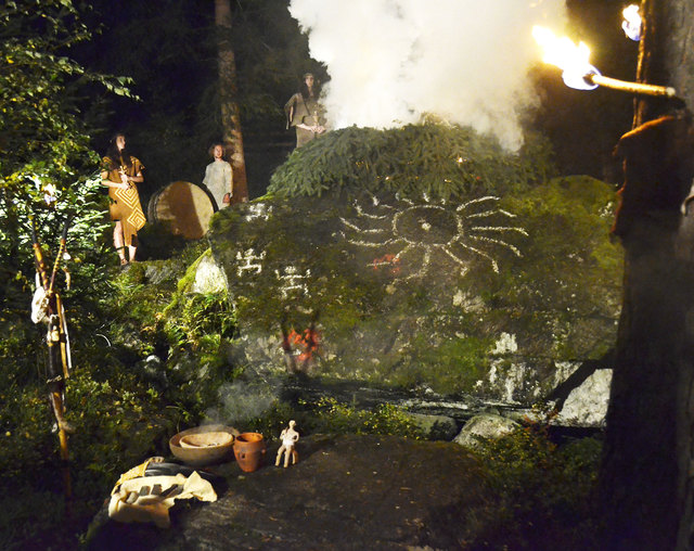 Bereits im Vorjahr wurde das Ritual- und Feuerfest in den Abend verlegt, weitere Optimierungen des Veranstaltungsangebot werden in dieser Saison umgesetzt. | Foto: Ötzi-Dorf