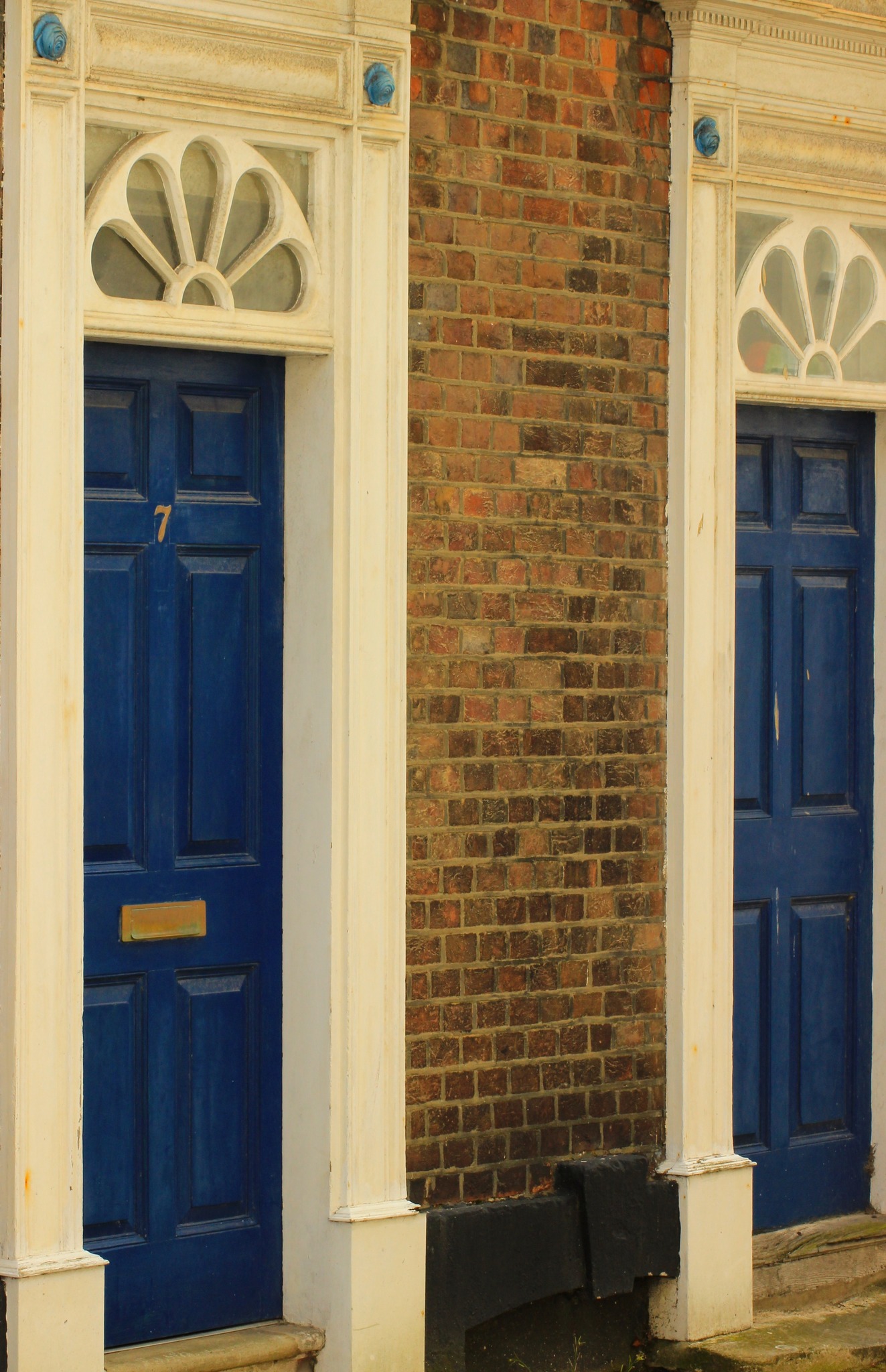 Wars die linke oder doch die rechte Tür? Schwaz