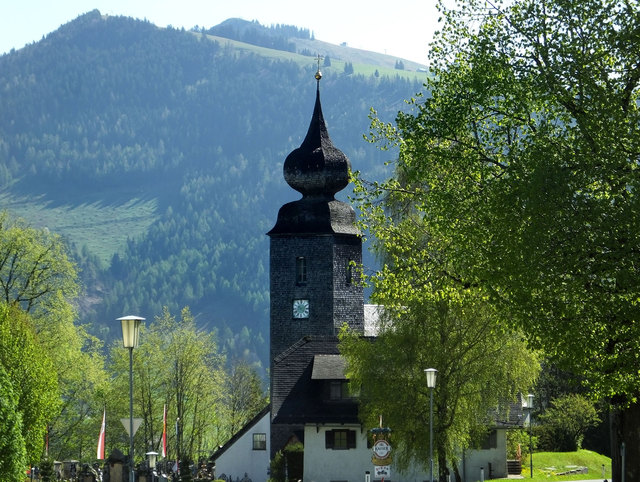 Krispl ist ein kleines Bergdorf im Tennengau, liegt auf 703 m Seehöhe und liegt inmitten der Osterhorngruppe