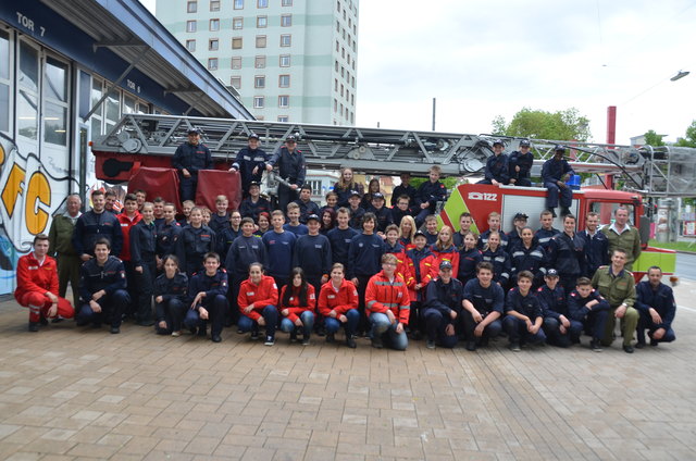 Die Teilnehmer des 24 Stunden Jugendfeuerwehrerlebnistag  bei der BF Graz