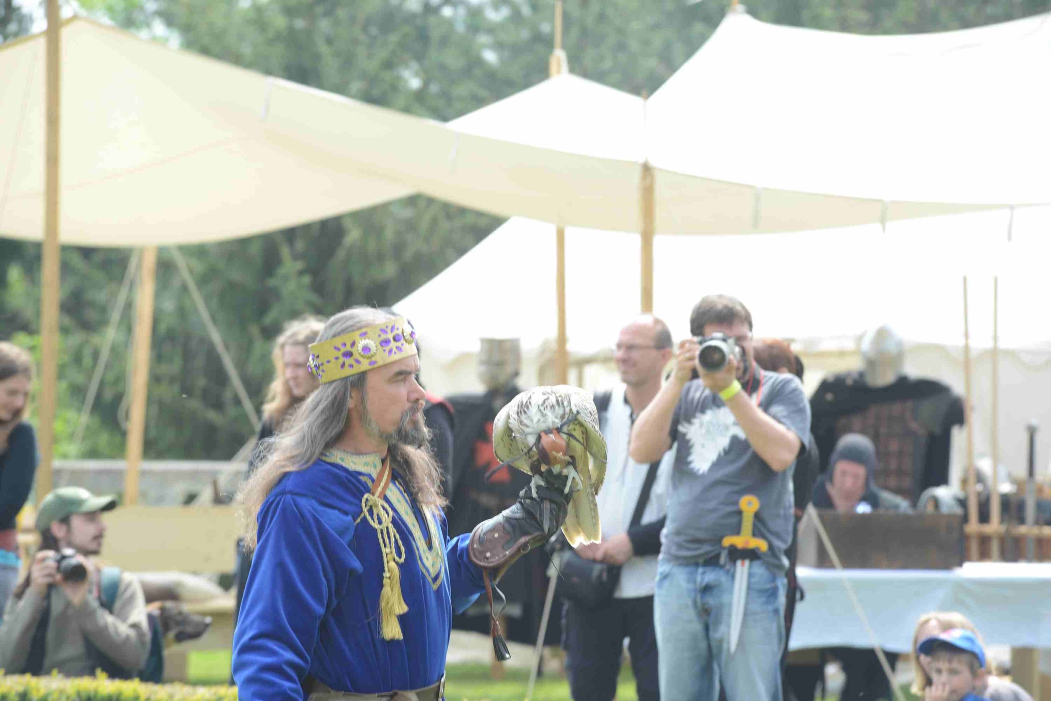 Video: Historisches Burgtreiben auf der Rosenburg 2 - Horn