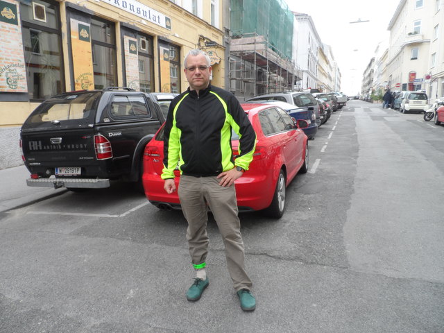 Grünen-Klubobmann Marcel Kneuer wünscht sich eine neue Parkpickerlbefragung im 18. Bezirk.