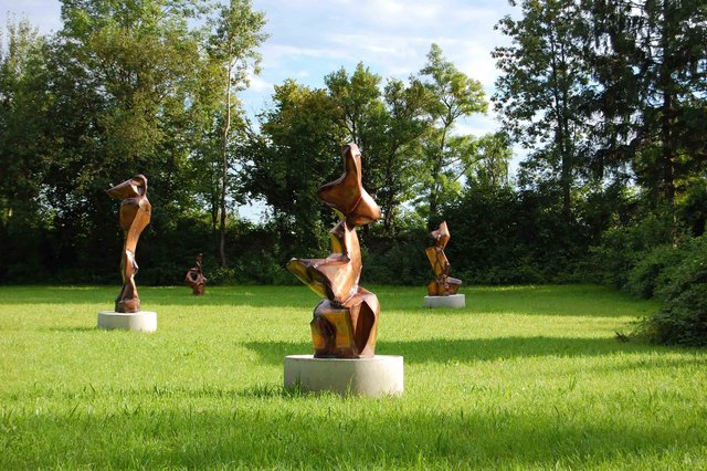 Talos Kedl öffnet den Skulpturenpark und die Kunstwiese in Markt Neuhodis | Foto: Talos Kedl