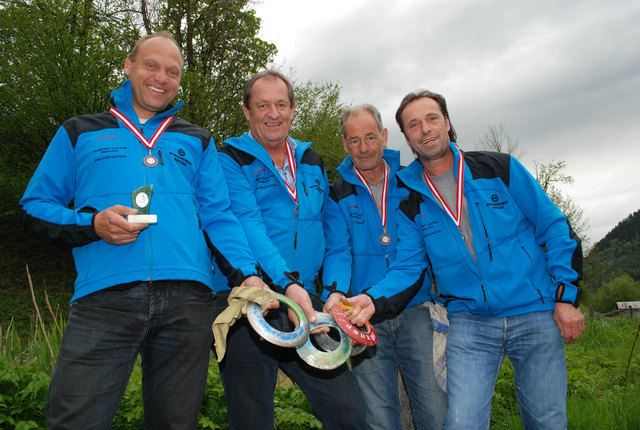 Im Bild das Vizemeister Team mit Mario Nehbauer, Sigi Kranabetter, Fritz Rosner und Fritz Nebauer, Günther Schaupper nicht im Bild.