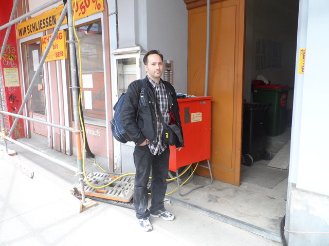 Sascha P. musst am zehnten April seine Wohnung in der Alserbachstraße räumen.