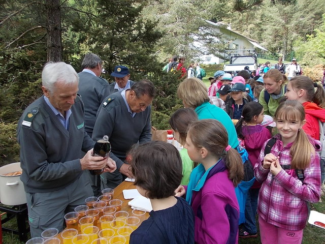 Bergwacht Nassereith im Verpflegungseinsatz | Foto: Foto: VS Nassereith