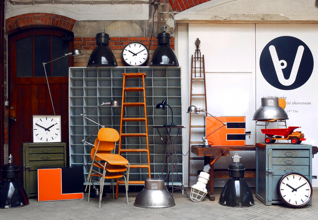 (c) vintagerie - the modernist showroom
lindenberg & bechstein gnbr
1060 vienna, nelkengasse 4