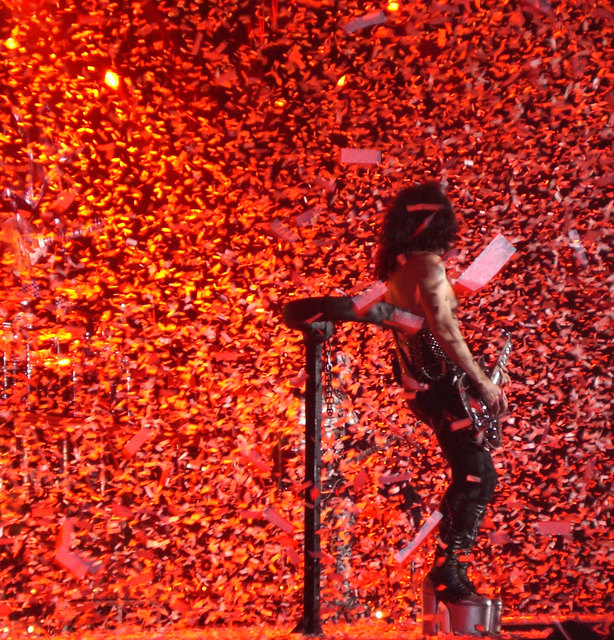 Kiss red 05-2008