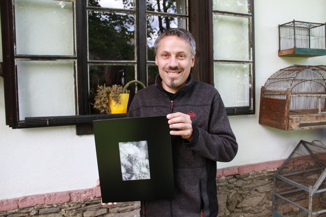 Nach intensiver experimenteller Auseinandersetzung mit dieser Glaskunsttechnik präsentiert Heinrich Pansi seine Arbeiten bei der Frühlingsausstellung erstmals öffentlich.