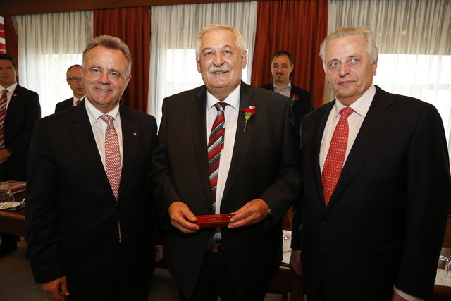 Zum vierten Mal zum Präsidenten gewählt: Alfred Schreiner – mit LH Hans Niessl und Sozialminister Rudolf Hundstorfer