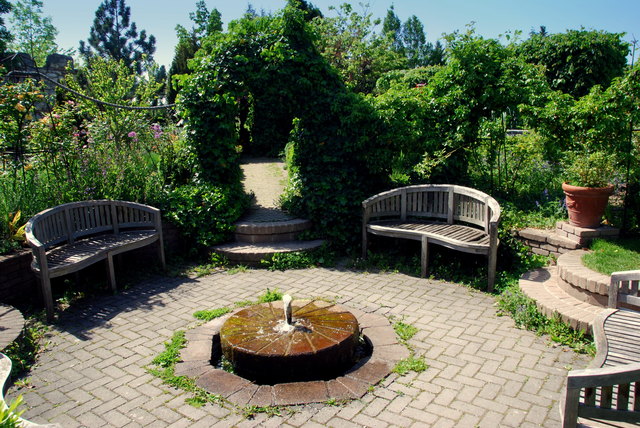 Springbrunnen und kleine Teiche, einfach idyllisch!