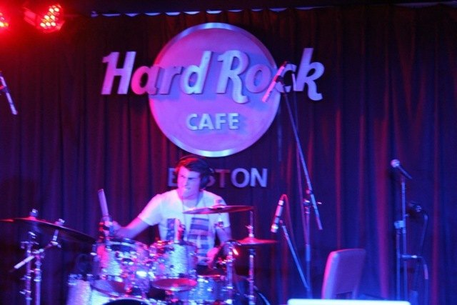 Beim Auftritt im Hardrock Cafe in Boston | Foto: KK