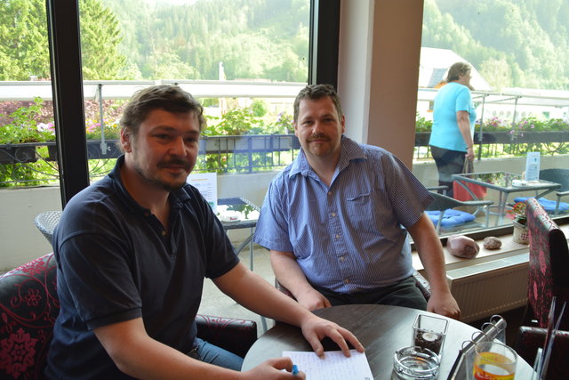 Roland Mayr und Friedrich Jagersberger unterhielten sich in Göstling über innovative Geschäftsideen in der Gastronomie. | Foto: privat