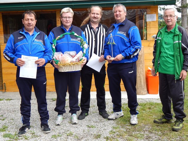 Mit nur 2 Niederlagen auf dem 3. Platz - das Team des ESK Eintracht Pottschach