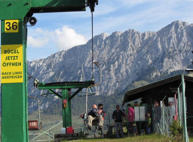 Der Kaiserlift in Betrieb: Ein historisches Bild, das ab Mai 2015 wieder Realität werden soll. | Foto: ZOOM-Tirol