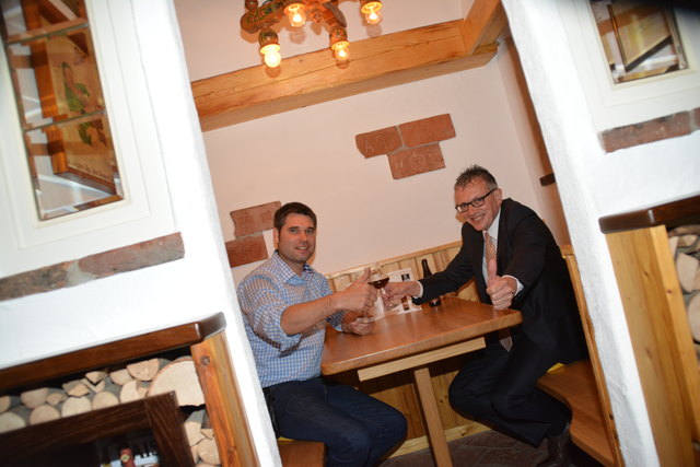 Prost: Andreas Frey und August Teufl.