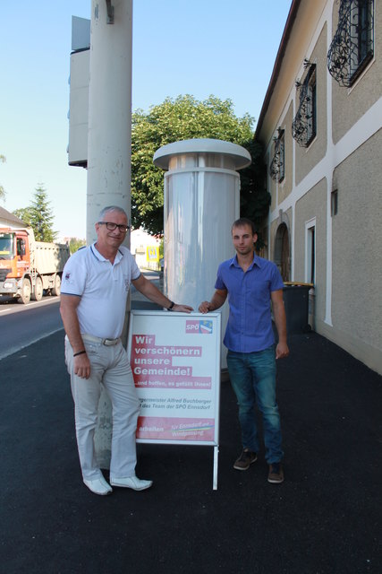 V. li.: Bürgermeister Buchberger und Gemeinderat Lachmayr | Foto: Foto: SPÖ Ennsdorf