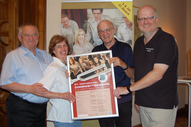 Kulturstadtrat Herbert Haupt, Gabi Obernosterer (Kulturamt), Hellmuth Drewes (Singkreis Porcia) und Willi Pleschberger (Organisation)