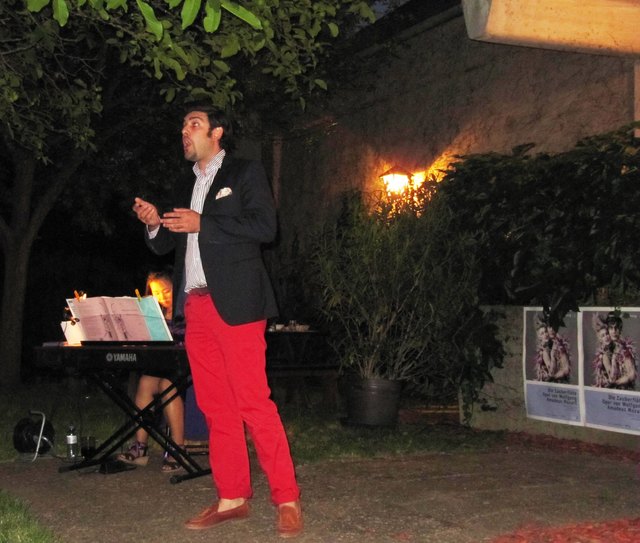 Tenor Ilker Arcayürek begeistert das Publikum