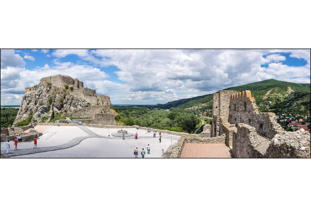Die Burgruine Devin (Burg Theben)
