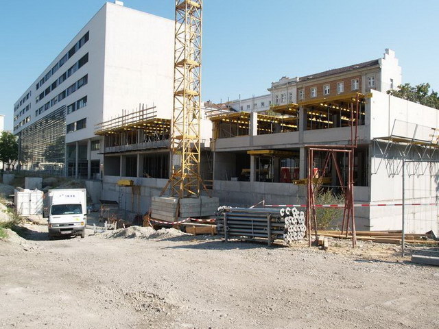 Business & Research Center 2004 | Foto: Friedrich Techler