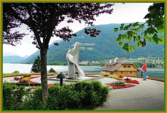 Die Wasserharfe in Ossiach. http://de.wikipedia.org/wiki/Carinthischer_Sommer