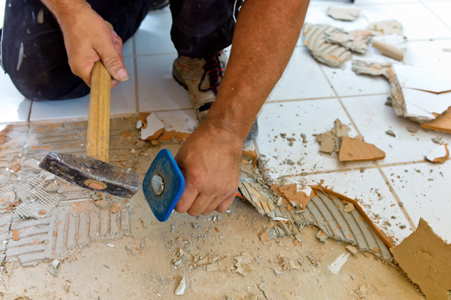Jetzt renovieren und sanieren! Nach Einführung des Handwerkerbonus bekommt man über die Bank 20 Prozent zurück. | Foto: Bilderbox