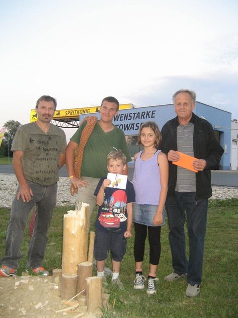 Maibaumumschnitt in Bocksdorf | Foto: Andrea Unger