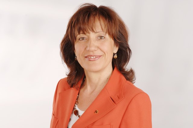 Anneliese Junker spricht sich für eine Skigebietsfusion und damit für einen Brückenschlag aus!