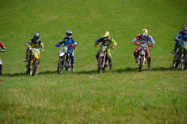 Oliver Burkhardt am Start der Klasse XC Sport 3