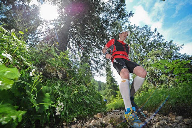 Am 10. Juli werden die Trailrunner nach 46,3 zurückgelegten Kilometern beim Imster Sportzentrum einlaufen. | Foto: Salomon 4 Trails, Sportograf.com