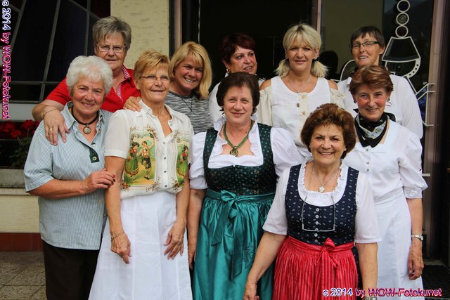 Obfrau E. Wüster, Stadträtin Mag. G. Sandriesser und das Team der Ortsgruppe Völkendorf