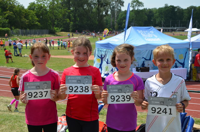 Sophie Benedek, Johanna Hagenauer, Paula Kalcsics und Jakob Ringbauer nahmen teil