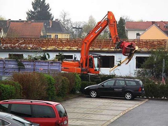 Abreißen oder aufbauen?