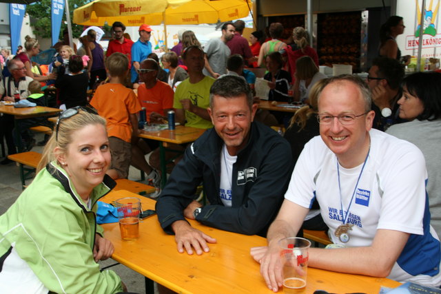 Andrea Moser-Dengg, Michael Kretz und Manfred Sampl beim Nachbesprechen des Lungauer Murtallaufes