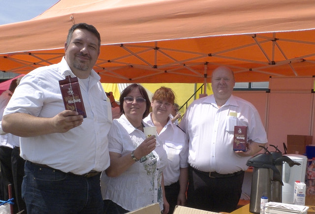 vlnr: HBO Sascha Valenta, Renate Krennbauer (ÖKB StV-Mödling), Evelyne Matzka (CSLA) und Robert Eiserle