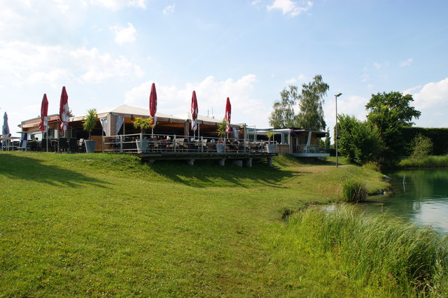 Robert Thalhammer möchte sein Restaurant am Badesee 1 in Feldkirchen um 1,5 bis 2 Meter heben.