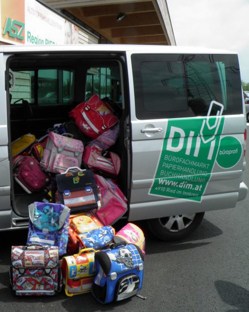 Bis Ende September können Schultaschen bei Dim und in den ASZ abgegeben werden. | Foto: BAV Ried