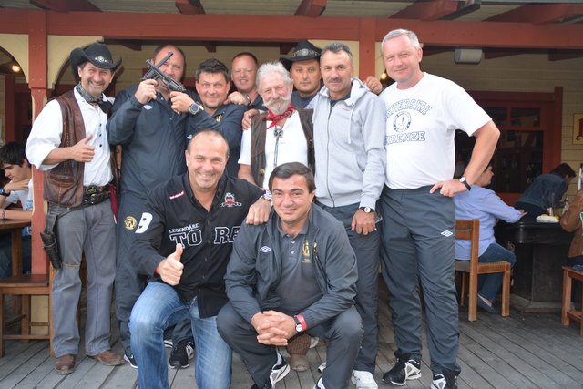 Ukrainischer Fußball traf Wilden Westen in Großpetersdorf