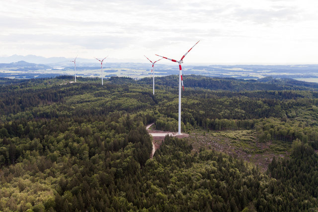 Die Windräder in Munderfing liefern Strom für nahezu 10.000 Haushalte.