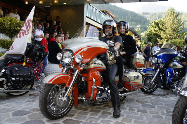Die Teilnehmer des Bundesbewerbes bekamen die Möglichkeit, mit einer Harley mitzufahren.