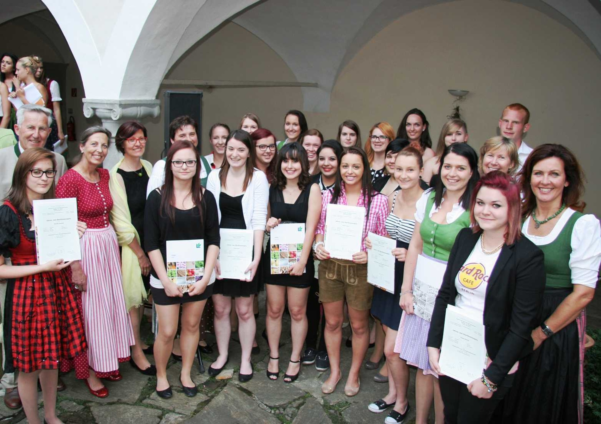 Facharbeiterbriefverleihung an der FS Neudorf Leibnitz