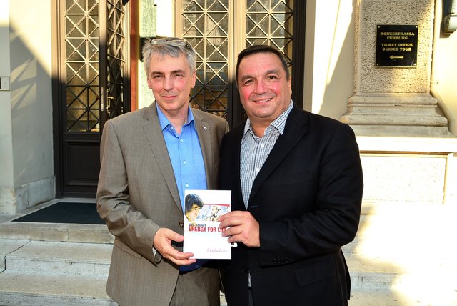 Alexander Betanishvili, Vereinsobmann Energie for Life mit Gerry Fischer