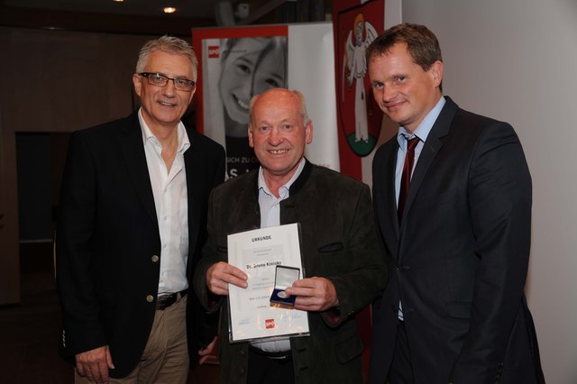 Andrea Kocher
 
SPÖ-Landesparteivorsitzender Walter Steidl, Johann Quehenberger und SPÖ-Landesgeschäftsführer Felix Müller. | Foto: Andrea Kocher