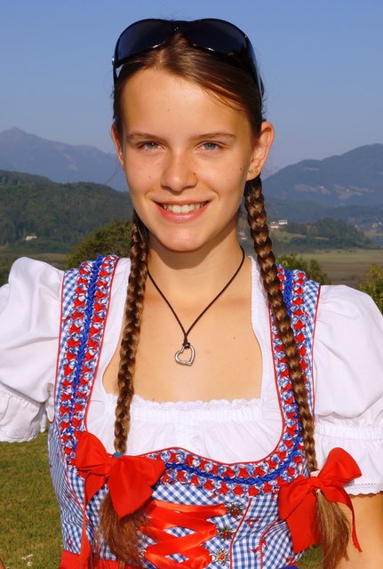 Anna Marie Jarnig, 1. HLW-Hermagor