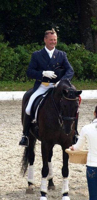 Ernst Mayr mit Eljuscha EM 2. Platz M Dressur in Aigen