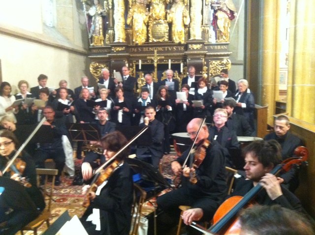 Stadtpfarrkirchenchor St. Nikolaus zu Straßburg und Kammerphilharmonie Györ