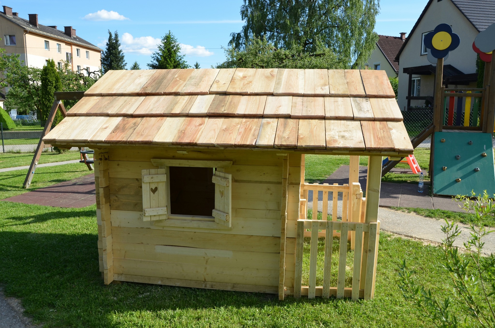 HolzSpielhäuser für Kinder St. Veit