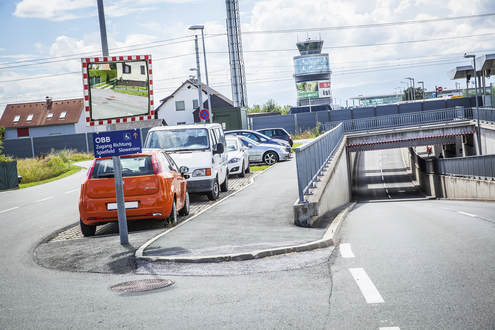 Gratis Parken Nähe Flughafen Graz www.meinbezirk.at